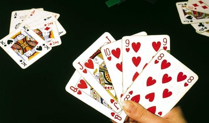 ONLINE BET Phom de 9 Cartas